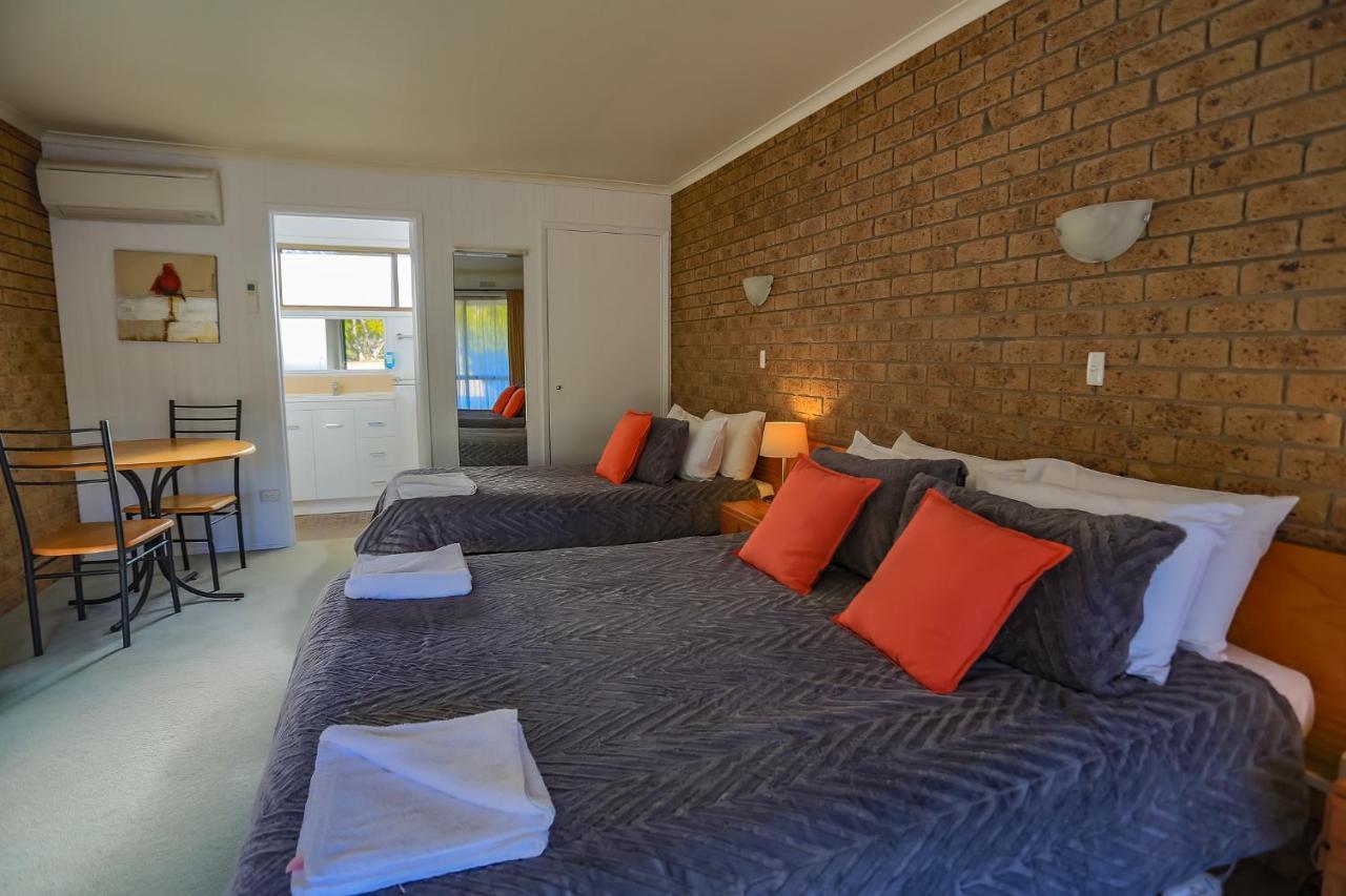 Mountain View Motor Inn & Holiday Lodges Halls Gap Dış mekan fotoğraf