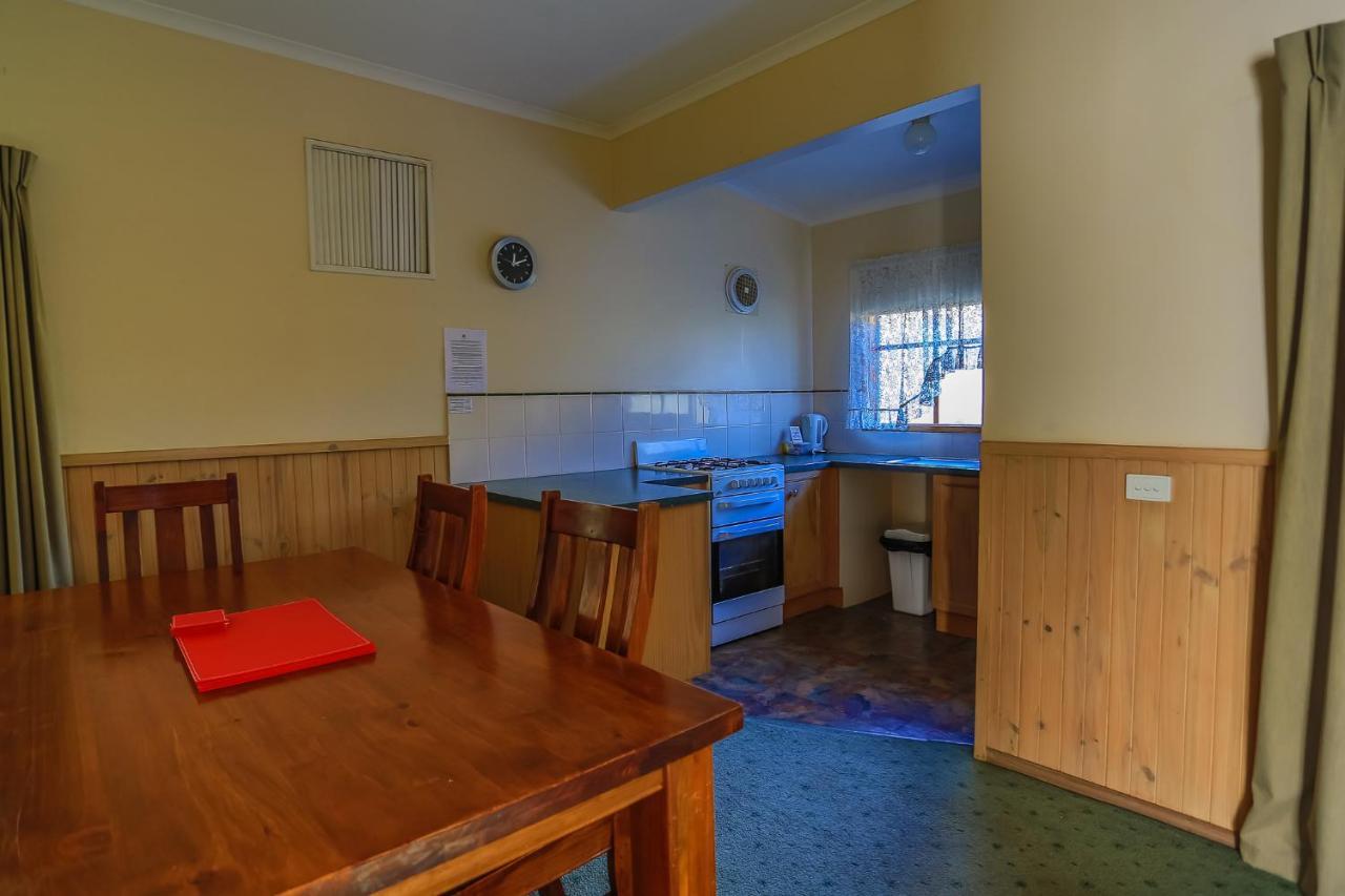 Mountain View Motor Inn & Holiday Lodges Halls Gap Dış mekan fotoğraf