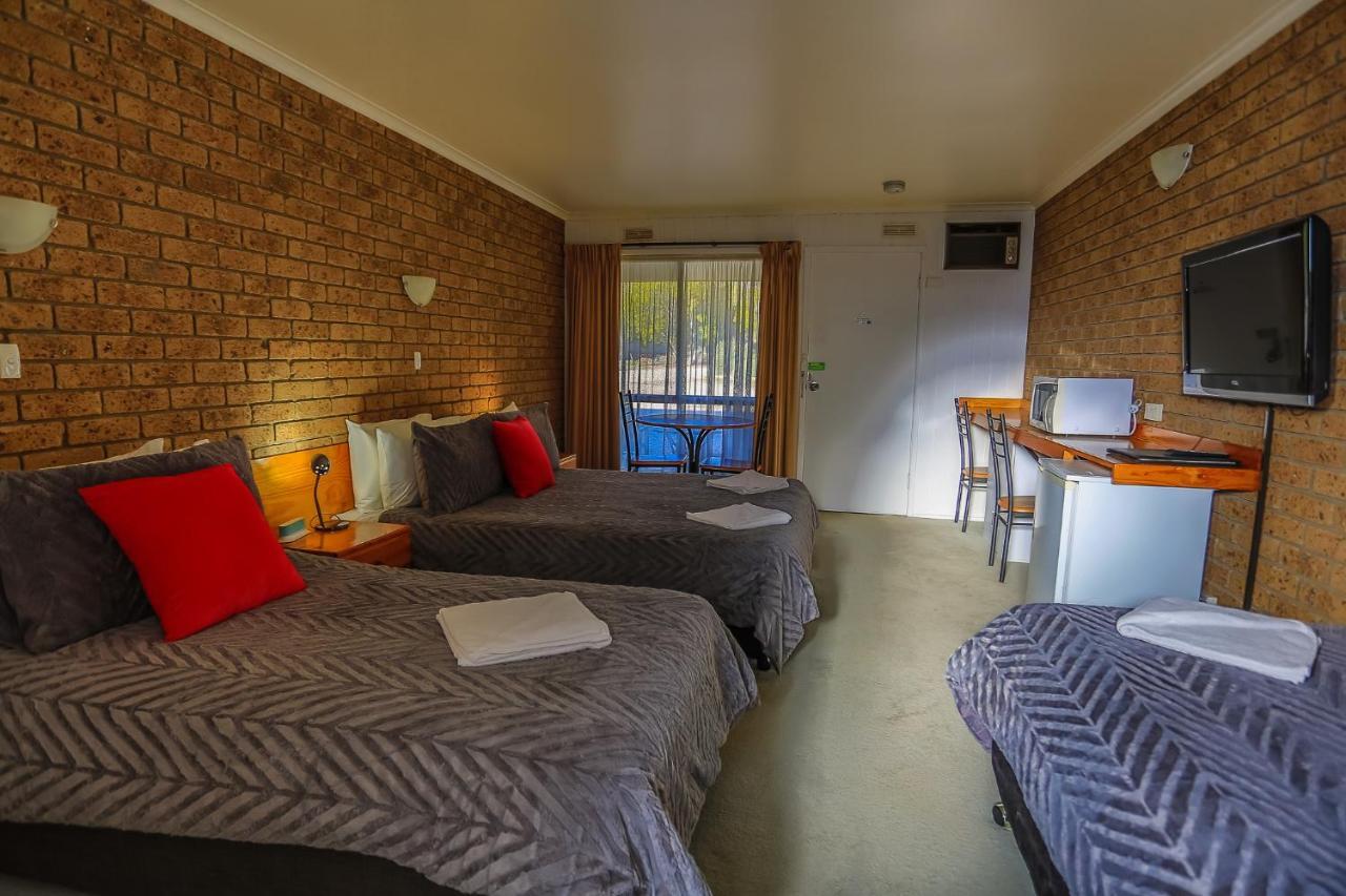 Mountain View Motor Inn & Holiday Lodges Halls Gap Dış mekan fotoğraf
