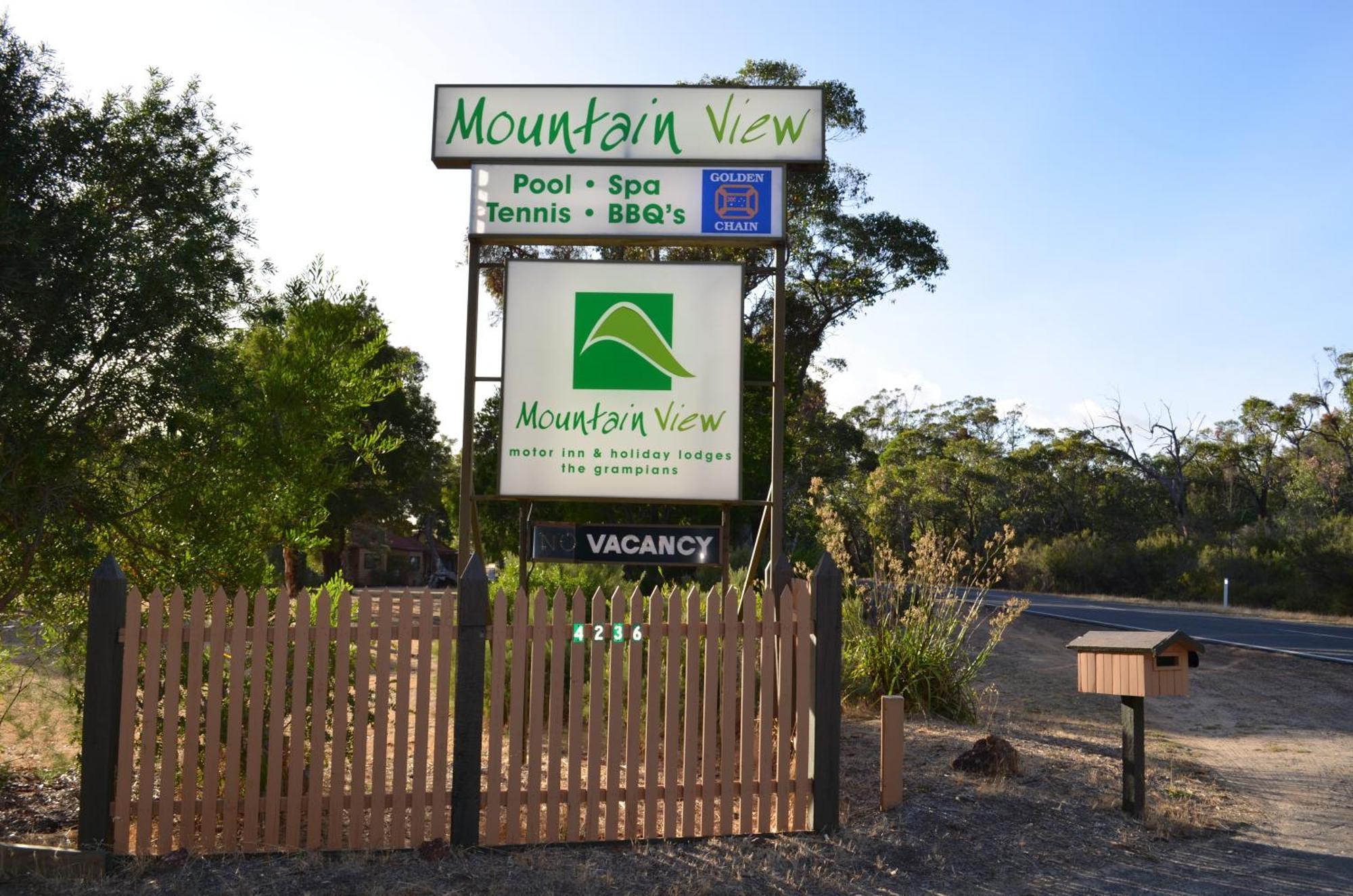 Mountain View Motor Inn & Holiday Lodges Halls Gap Dış mekan fotoğraf